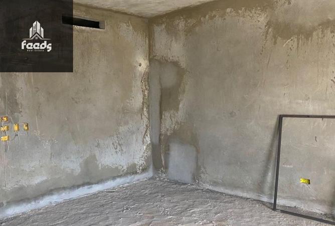 8206640 - Property Image 2