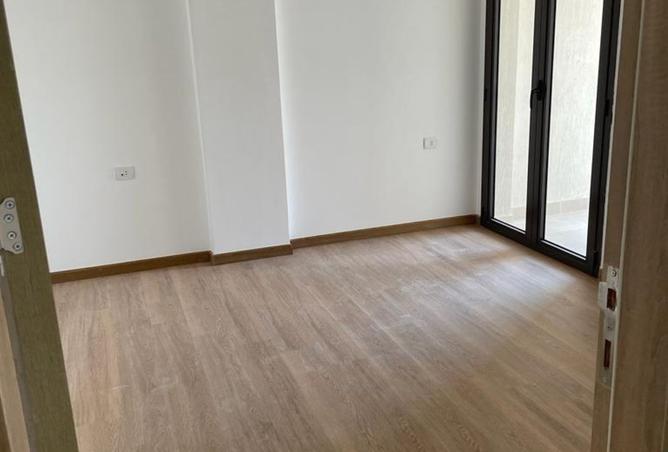 8353112 - Property Main Image