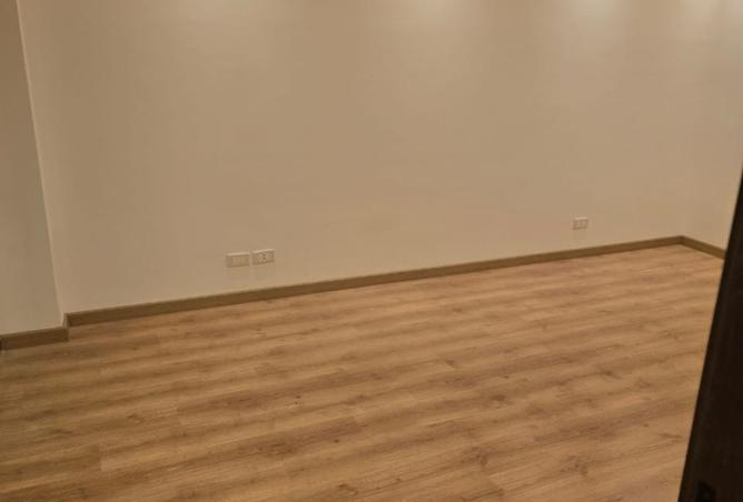 8420678 - Property Image 2