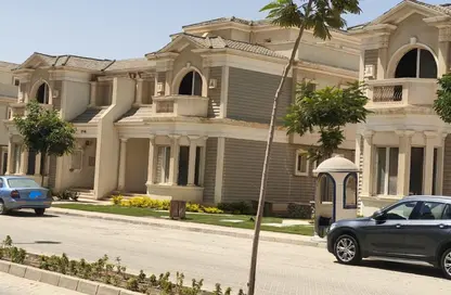 Villa - 4 Bedrooms - 6 Bathrooms for sale in Mountain View Hyde Park - 5th Settlement Compounds - The 5th Settlement - New Cairo City - Cairo
