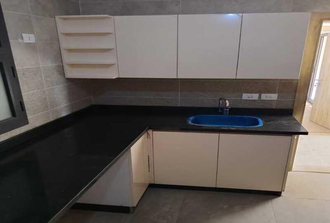 8470979 - Property Image 3