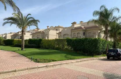 منزل مزدوج - 4 غرف نوم - 4 حمامات للبيع في الباتيو 4 - الباتيو - كمبوندات الشروق - مدينة الشروق - القاهرة