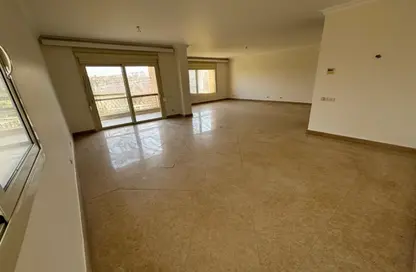 Apartment - 3 Bedrooms - 3 Bathrooms for rent in New Giza - Cairo Alexandria Desert Road - 6 October City - Giza