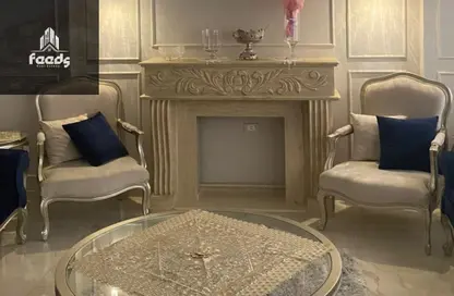 Apartment - 3 Bedrooms - 2 Bathrooms for sale in Doctor Yassin Abdel Ghaffar St. - Area C - Ganoob El Acadimia - New Cairo City - Cairo