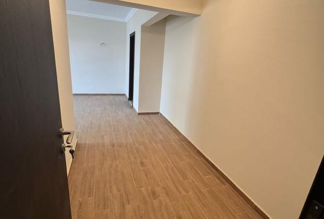 8330867 - Property Image 3