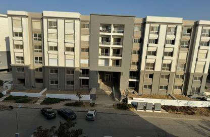 Apartment - 2 Bedrooms - 2 Bathrooms for sale in Hyde Park - 5th Settlement Compounds - The 5th Settlement - New Cairo City - Cairo