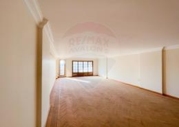 Apartment - 4 bedrooms - 3 bathrooms for للايجار in Ademon Fremon St. - Smouha - Hay Sharq - Alexandria