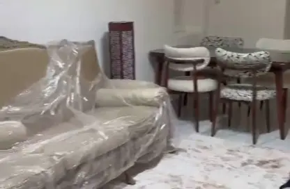 شقة - 4 غرف نوم - 2 حمامات للايجار في شارع 9 - المعادي - حي المعادي - القاهرة