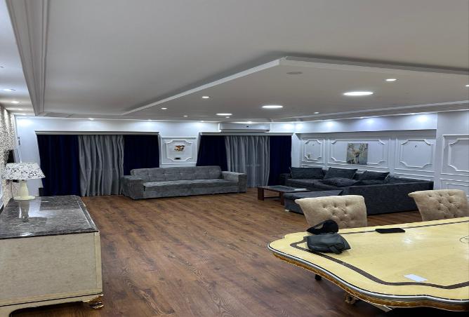 7975003 - Property Image 2