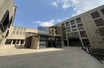 Office Space - Studio - 6 Bathrooms for rent in District 5 - 5th Settlement Compounds - The 5th Settlement - New Cairo City - Cairo