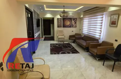 Apartment - 2 Bedrooms - 1 Bathroom for sale in El Khalifa El Maamoun St. - Roxy - Heliopolis - Masr El Gedida - Cairo