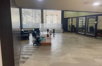 Full Floor - Studio - 3 Bathrooms for rent in Maadi Bridge 1 - Maadi - Hay El Maadi - Cairo