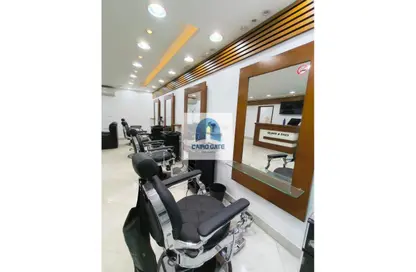Shop - Studio - 2 Bathrooms for rent in Maadi - Hay El Maadi - Cairo