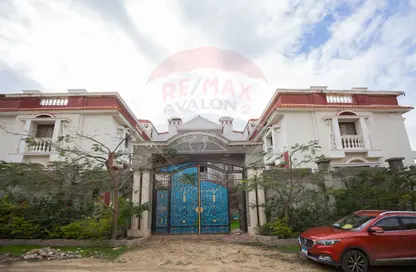 Villa - 7+ Bedrooms - 7+ Bathrooms for sale in King Mariout - Hay Al Amereyah - Alexandria