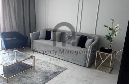 Townhouse - 3 Bedrooms - 4 Bathrooms for rent in Garden Residence - New Cairo City - Cairo