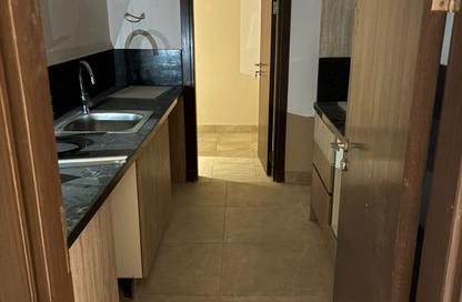 Apartment - 3 Bedrooms - 3 Bathrooms for rent in Village West - Sheikh Zayed Compounds - Sheikh Zayed City - Giza