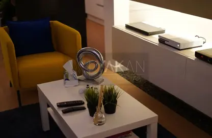 شقة - 1 حمام للبيع في فيلدج جيت - المستثمرين الجنوبية - مدينة القاهرة الجديدة - القاهرة