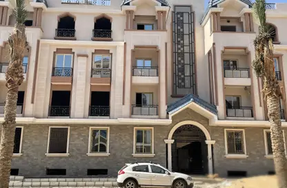 Apartment - 3 Bedrooms - 2 Bathrooms for sale in Noaman Gomaa St. - 2nd District - Obour City - Qalyubia