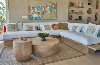 Villa - 4 Bedrooms - 5 Bathrooms for sale in Beit Al Bahr - Sidi Heneish - North Coast