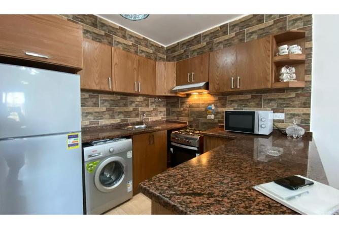 8247684 - Property Image 3