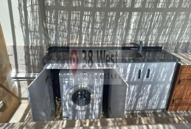 8399944 - Property Image 2