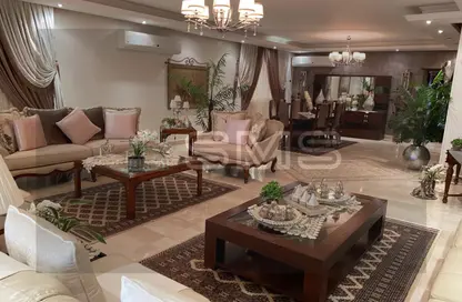 شقة - 3 غرف نوم - 4 حمامات للبيع في شارع الشويفات - الحي الاول - التجمع الخامس - مدينة القاهرة الجديدة - القاهرة