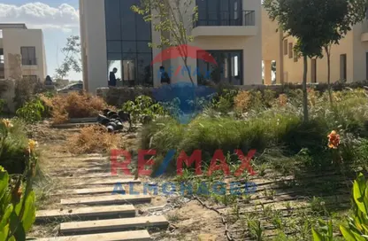 Villa - 4 Bedrooms - 5 Bathrooms for sale in O West - 6 October Compounds - 6 October City - Giza