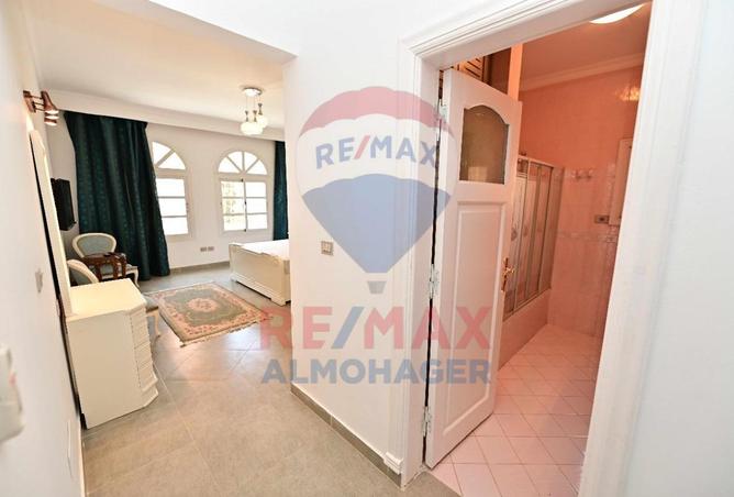 8453760 - Property Image 3