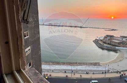 Apartment - 3 Bedrooms - 2 Bathrooms for sale in Sidi Beshr - Hay Awal El Montazah - Alexandria