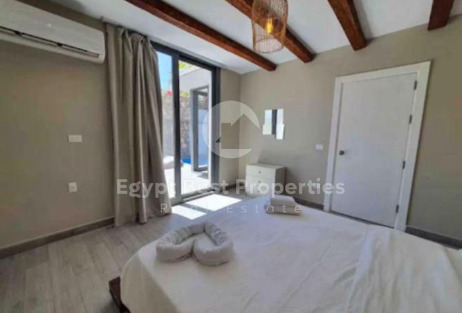 8337701 - Property Image 2