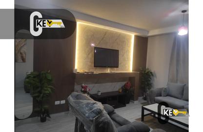 Apartment - 2 Bedrooms - 1 Bathroom for rent in Talaat Mostafa St. - Rehab City Second Phase - Al Rehab - New Cairo City - Cairo