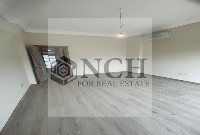 8142297 - Property Image 3