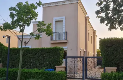 Villa - 3 Bedrooms - 5 Bathrooms for sale in Mivida - 5th Settlement Compounds - The 5th Settlement - New Cairo City - Cairo