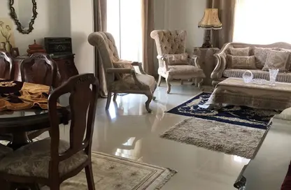 شقة - 3 غرف نوم - 2 حمامات للبيع في جرين ريزيدنس 1 - الحي السابع - الشيخ زايد - الجيزة شقة - 3 غرف نوم - 2 حمامات للبيع في جرين ريزيدنس 1 - الحي السابع - الشيخ زايد - الجيزة