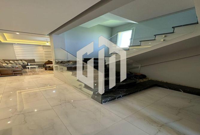 7976322 - Property Image 2