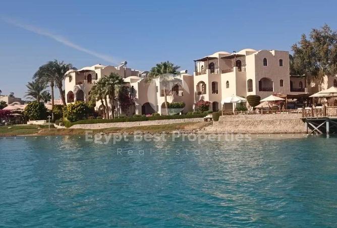 8051496 - Property Image 2