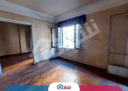 شقة - 6 غرف نوم - 2 حمامات للبيع في بولكلي - حي شرق - الاسكندرية