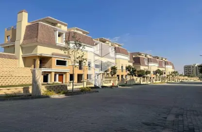Townhouse - 3 Bedrooms - 3 Bathrooms for sale in Suez Road - New Cairo City - Cairo