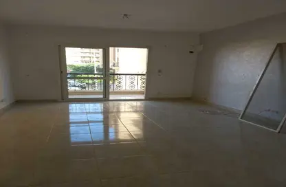 Apartment - 2 Bedrooms - 2 Bathrooms for sale in El Rehab Extension - Al Rehab - New Cairo City - Cairo