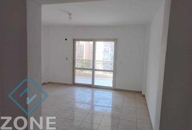 8081098 - Property Image 2