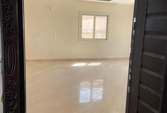 8220502 - Property Image 2