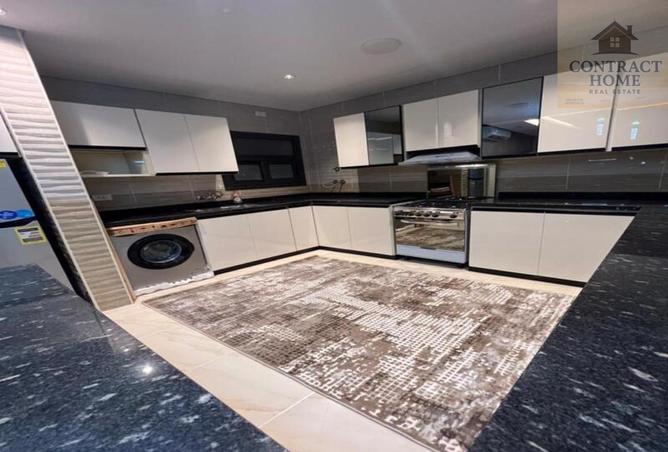 8302931 - Property Image 2