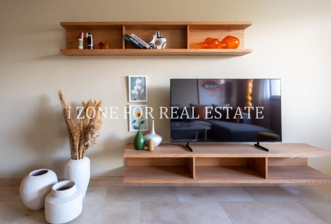 8330619 - Property Image 2