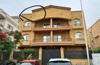 Roof - 2 Bedrooms - 2 Bathrooms for sale in El Yasmeen 2 - El Yasmeen - New Cairo City - Cairo