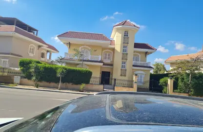 Villa - 5 Bedrooms - 5 Bathrooms for sale in Mayfair Residence - El Shorouk Compounds - Shorouk City - Cairo