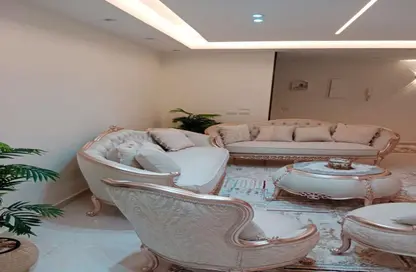 Apartment - 4 Bedrooms - 3 Bathrooms for sale in Street23 - District 1 - The 5th Settlement - New Cairo City - Cairo