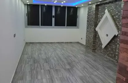 Apartment - 3 Bedrooms - 2 Bathrooms for sale in Al Lebeny Axis - El Mariouteya - Faisal - Hay El Haram - Giza