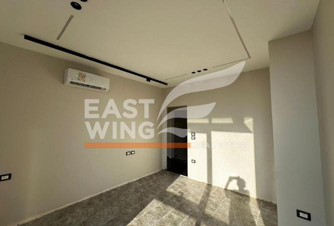 8098230 - Property Image 2
