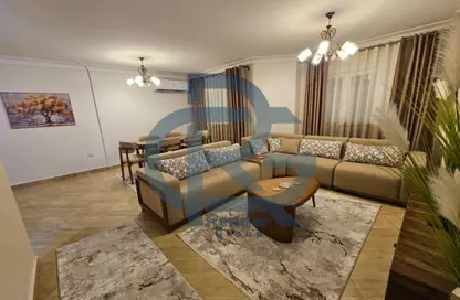 شقة - 2 غرف نوم - 2 حمامات للايجار في شارع الجزيرة - المستثمرين الجنوبية - مدينة القاهرة الجديدة - القاهرة