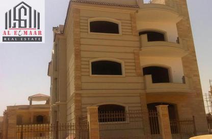 Villa - 7+ Bedrooms - 6 Bathrooms for sale in West Somid Road - West Somid - 6 October City - Giza